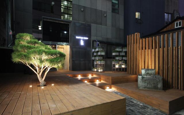 Отель Boutique Hotel K Jongno Южная Корея, Сеул - отзывы, цены и фото номеров - забронировать отель Boutique Hotel K Jongno онлайн вид на фасад