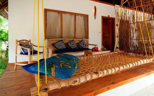 Hakuna Majiwe Beach Lodge