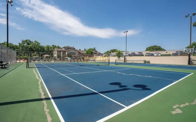 Fairway Retreat for 6 – Walk-in and Pet Friendly