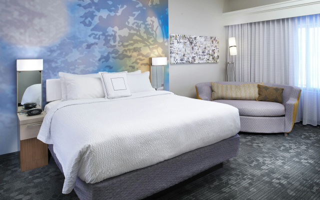 Courtyard by Marriott Cleveland Airport North