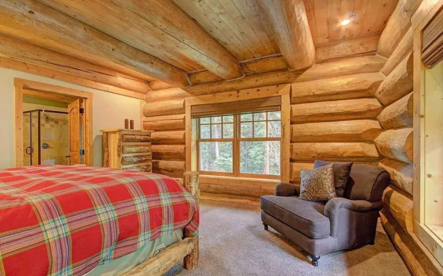 Timber Ridge Lodge by RedAwning