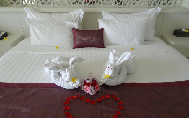 The Rich Prada Bali