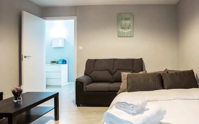 Lovely 3bed Next to Fuencarral, 2mins to Metro