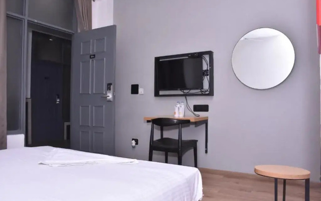 Chhavi Hotels