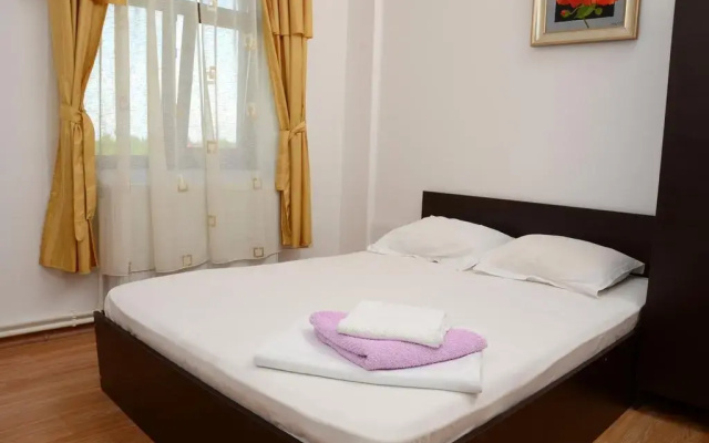 Hostel Imobilux Central