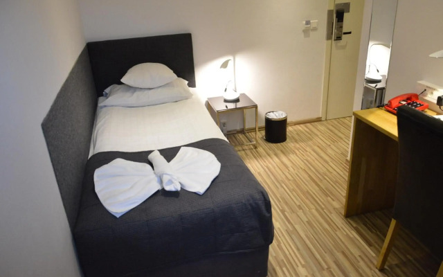 Best Western Hotel Anno 1937