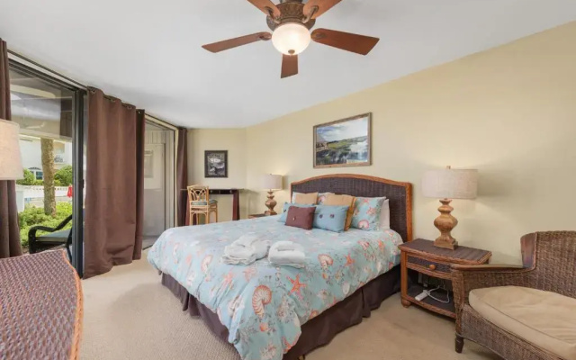Hibiscus 101-D by Distinctive Beach Rentals