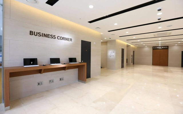 Seogwipo JS Hotel