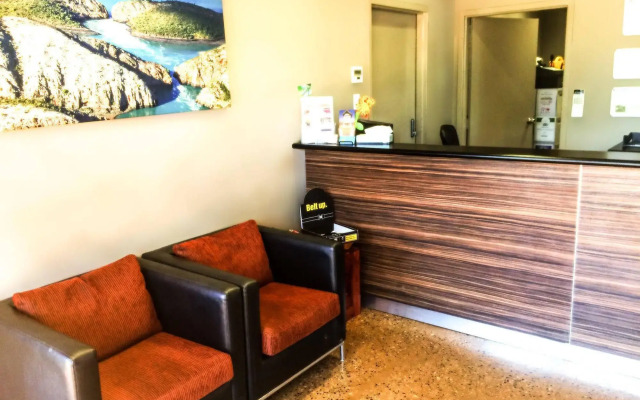 Spinifex Hotel