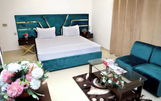 Royalton Inn Hotel