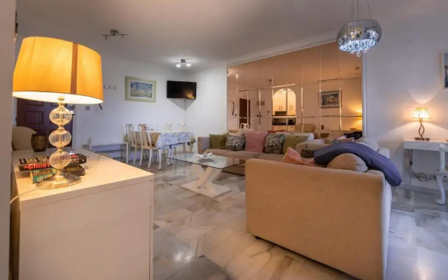 Neptune Suite-hosted by Sweetstay