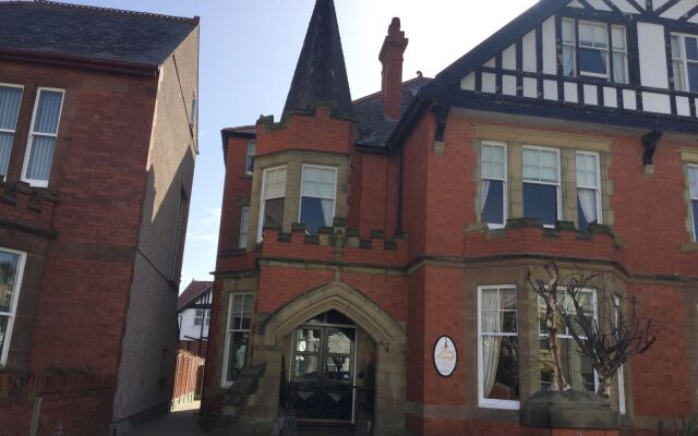 Отель Plas Llwyd Guest House вид на фасад