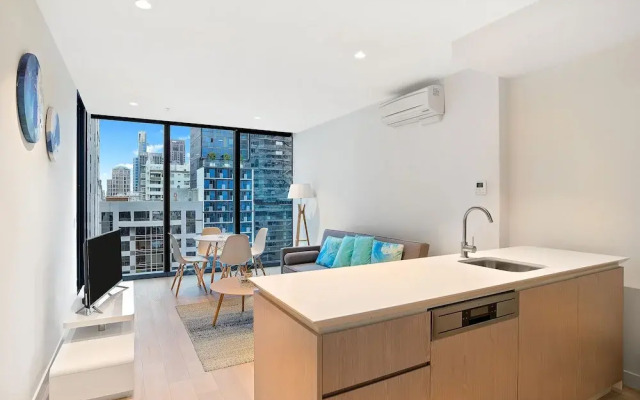 IfStays EQ Tower Apartment