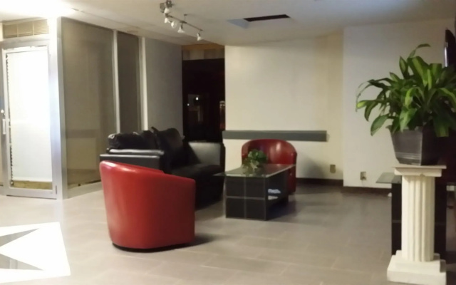 R Nite Star Hotel
