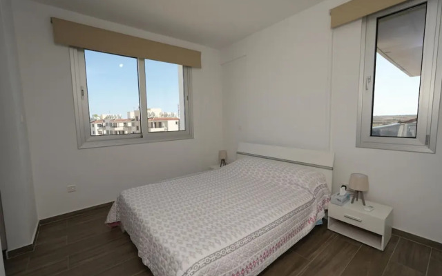 Larnaca Salt Lake Gem Airy 2 Bdrm Apartment