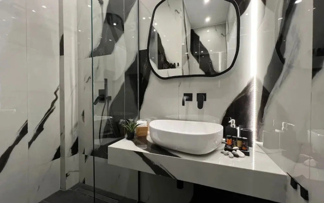 Acropolis Signature Apartment