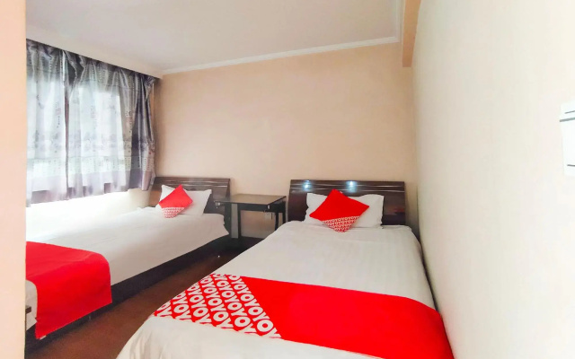 OYO Yihuan Express Hotel