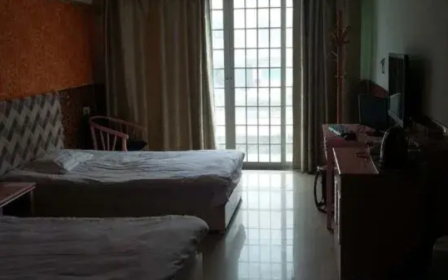 520 Theme Hotel
