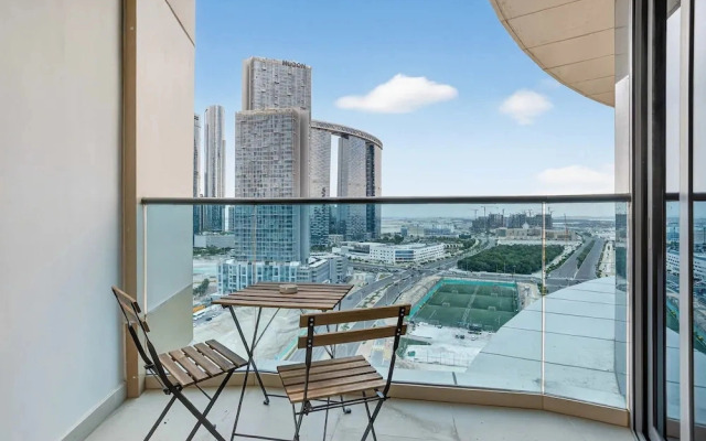 Silkhaus Modern 2bdr Flat in Julphar Tower