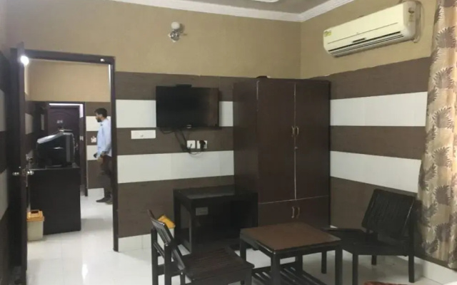 Hotel Shri Amarnath Lodge