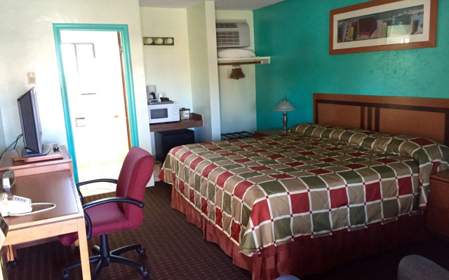 Klamath Motor Lodge
