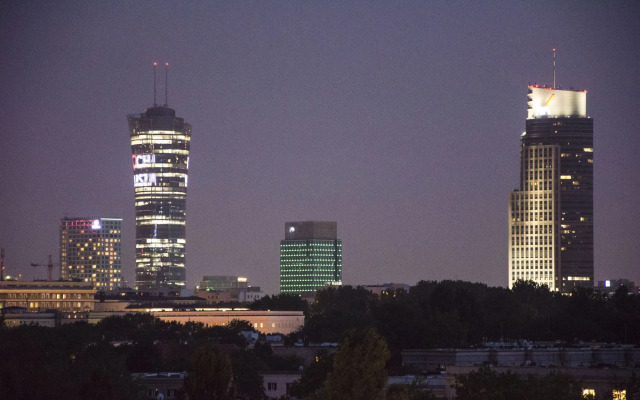 Studio Panorama - Night and Day