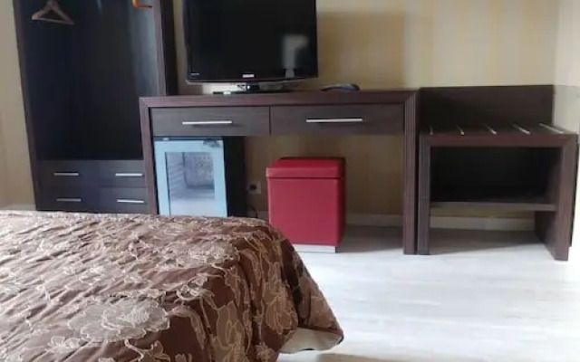Easy Holiday