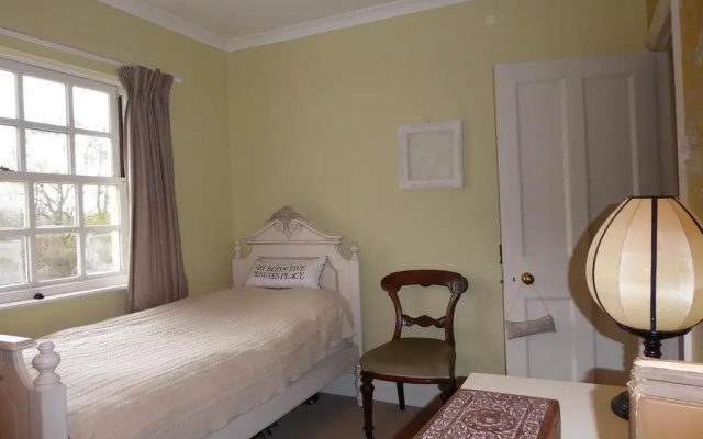 Willow House