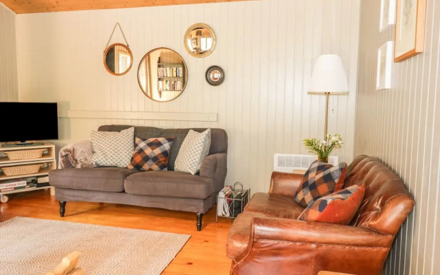 Nutkin Lodge