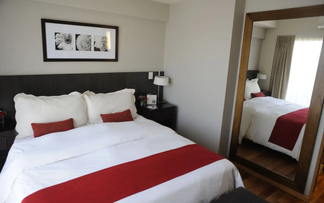 Urban Suites Recoleta Boutique Hotel