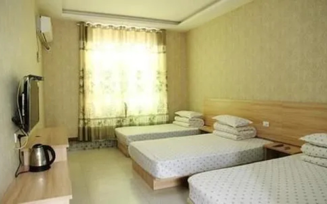 Minghang Hotel