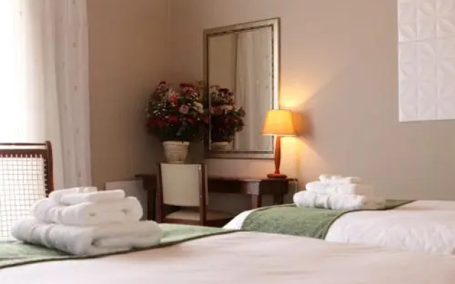Rohrs Farm Guesthouse