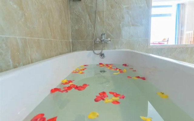 Vietnam Taste Hotel Quy Nhon - Beachfront