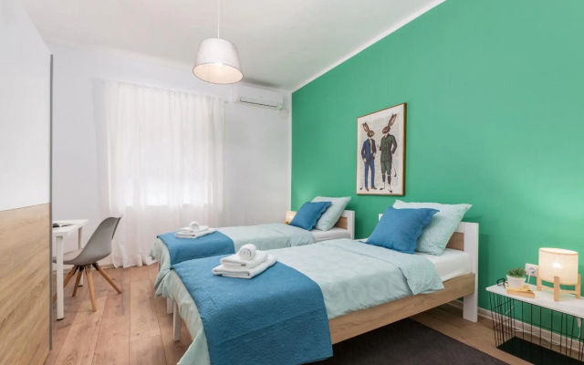 Lovely house with garden near city centre