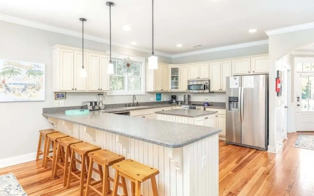 Three Sisters by Tybee Vacation Rentals