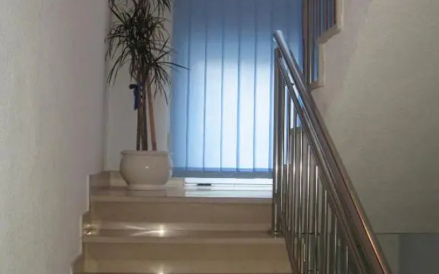 Apartments Ćenan