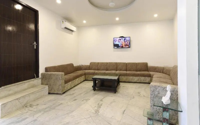Kelvish Hotel