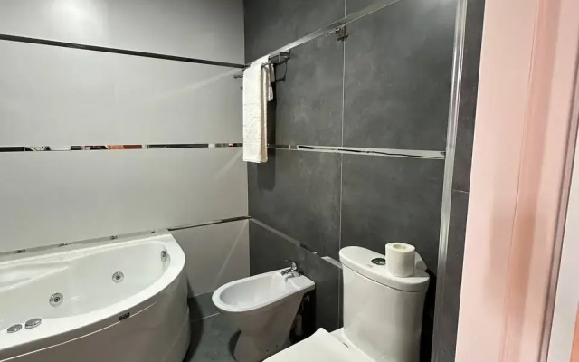 Tinchlik Plaza 2