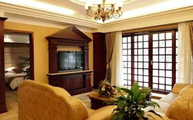 Jinfengshan Hotel