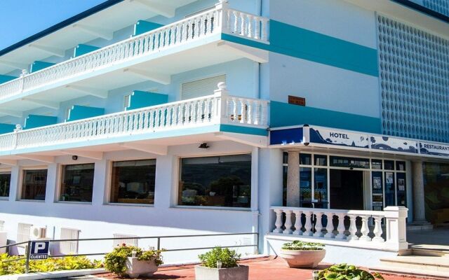 Hotel La Encina вид на фасад