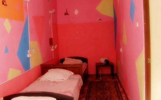 Hostel Ra комната для гостей
