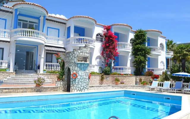 Dolphin Apartments 2