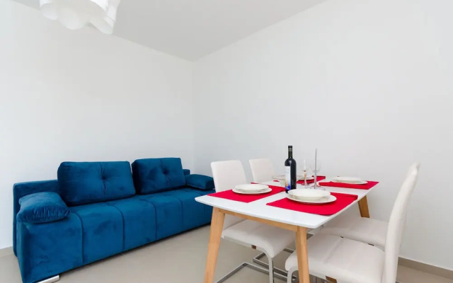 Apartments and Rooms Bianca