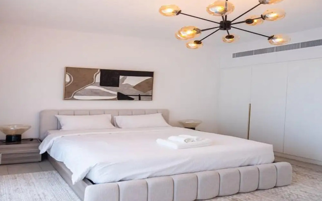 Luxurious 1BR Oasis Panoramic Views