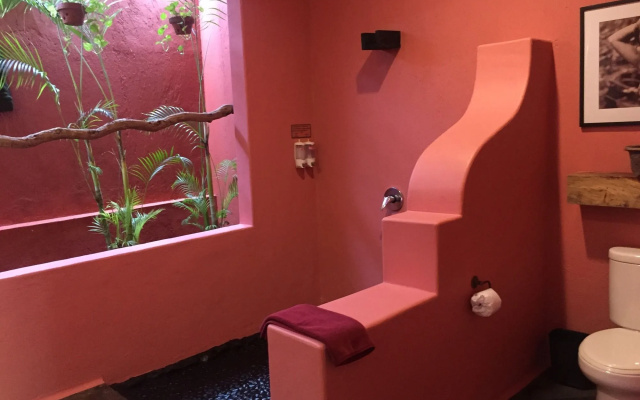 PinkCoco Uluwatu - Constant Surprises & for Cool Adults Only