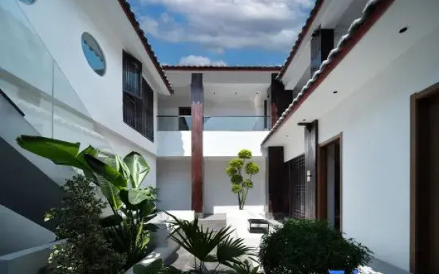 Yunxi Designsr resort countyard