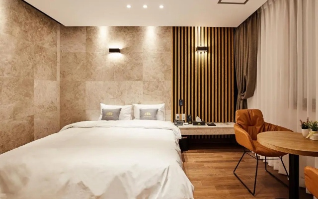 Noble Stay Hotel