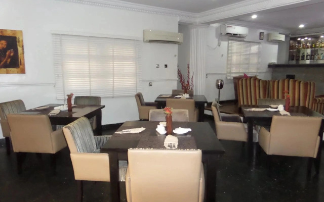 The Real Legacy Hotel