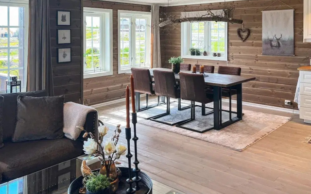8 Person Holiday Home in Osen