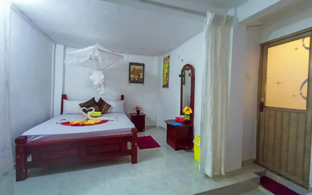 Sigiri Tarushan Home Stay